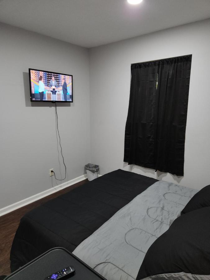 5 Min From Downtown Indy Apartment อินเดียนาโพลิส ภายนอก รูปภาพ