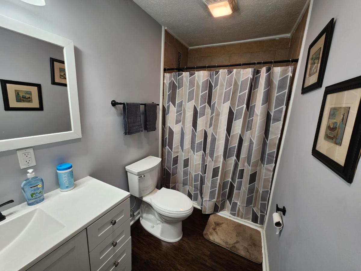 5 Min From Downtown Indy Apartment อินเดียนาโพลิส ภายนอก รูปภาพ