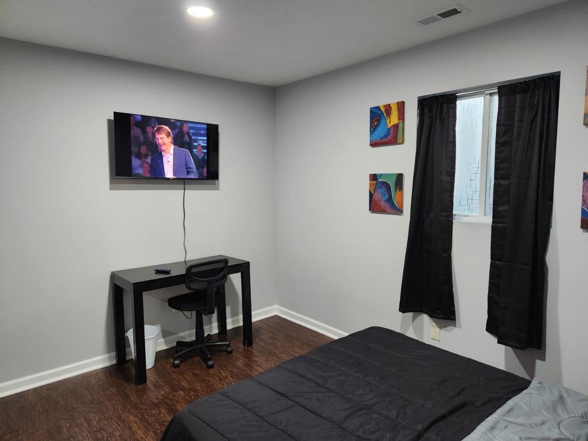 5 Min From Downtown Indy Apartment อินเดียนาโพลิส ภายนอก รูปภาพ